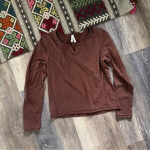 Pact Organic Cotton Long Sleeve Tee Brown Sz M